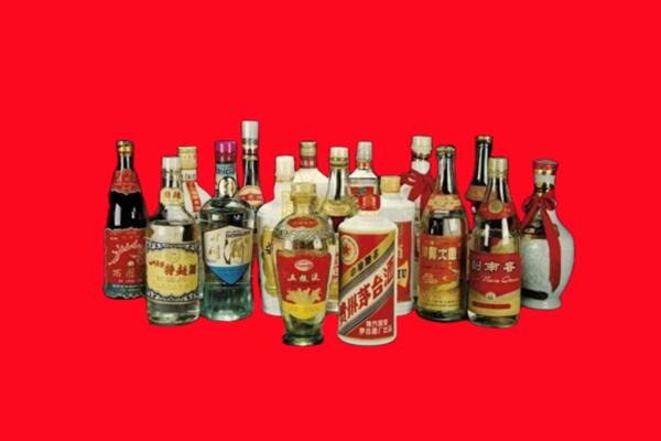 重庆綦江区回收十八老酒.jpg